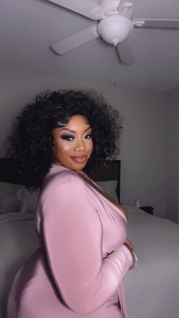 Full leaked Ilooklikebaae private photo