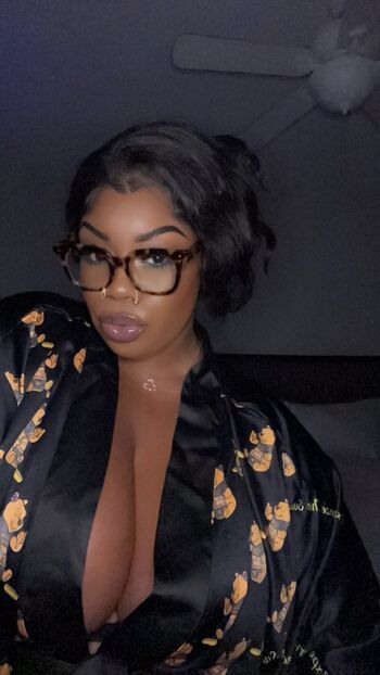 Full leaked Ilooklikebaae private photo