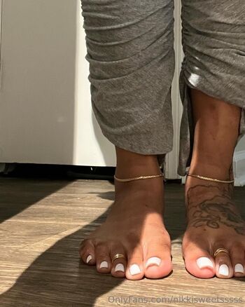 Full leaked Ilovenikkisweets private photo