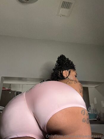 Full leaked Ilovenikkisweets private photo