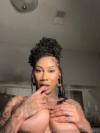 Full leaked Ilovenikkisweets private photo
