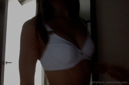 Full leaked Iluvcuom private photo