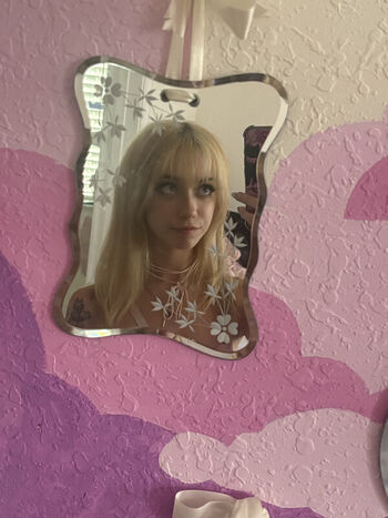 Full leaked Iluvmeww page private photo
