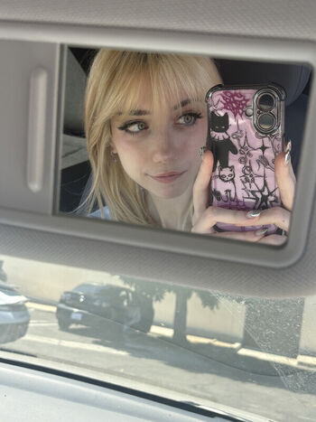 Full leaked Iluvmeww private photo