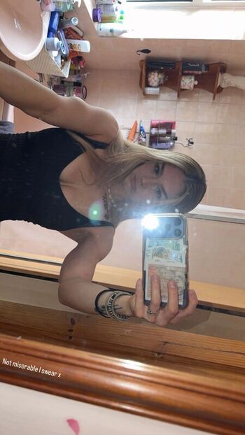 Full leaked Im chloe btw private photo