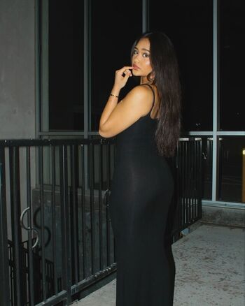Full leaked Imaan zaiham page private photo