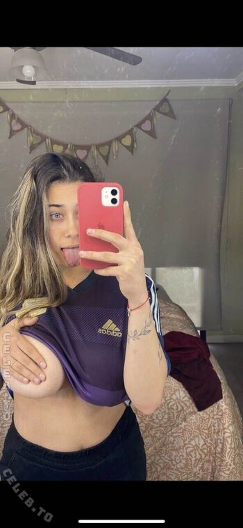 Full leaked Imailin private photo