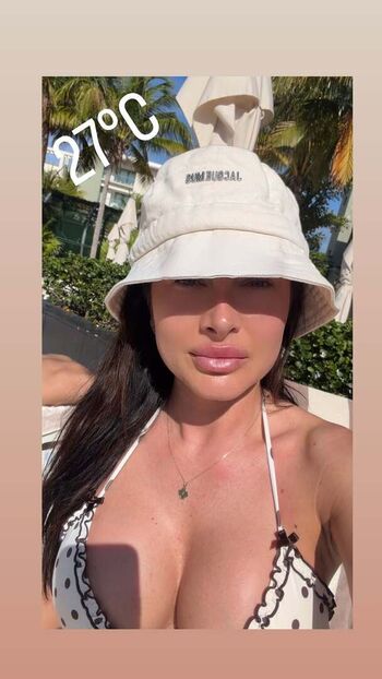 Full leaked Imoszka private photo