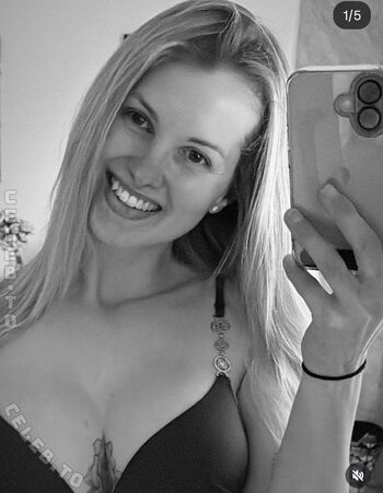 Full leaked Inaacoladaa private photo