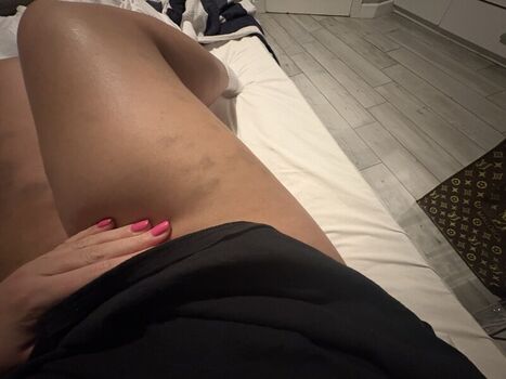 Full leaked Inajitrust page private photo