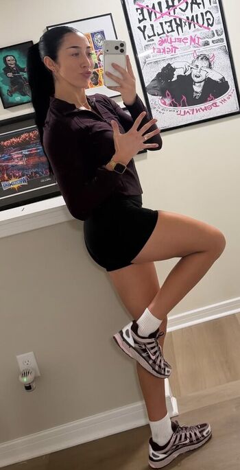 Indi Hartwell
