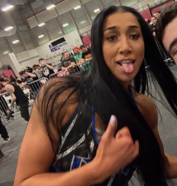 Indi Hartwell