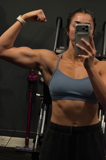 Full leaked Indi hartwell private photo