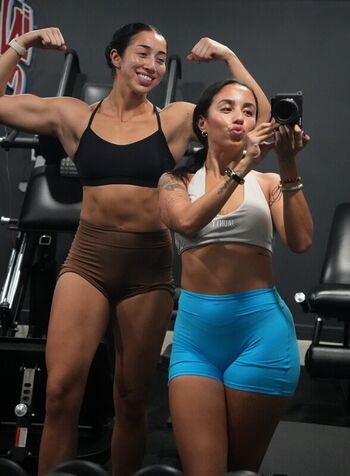Full leaked Indi hartwell private photo