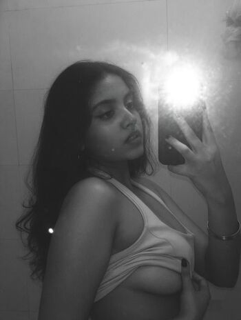 Full leaked Indian naughty stuff private photo