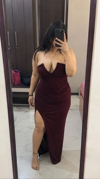 Full leaked Indian naughty stuff page private photo