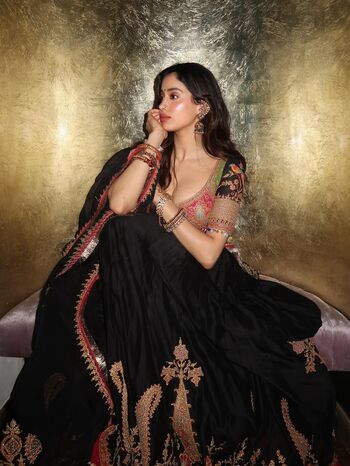 Full leaked Indian naughty stuff page private photo