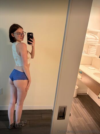 Full leaked Indieellis private photo