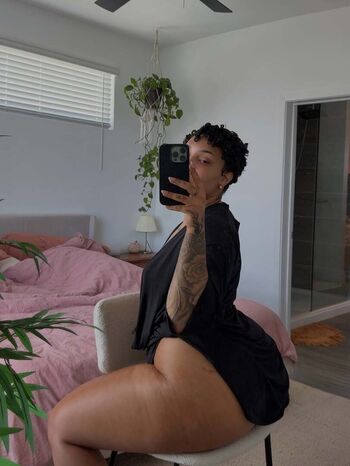 Full leaked Inherbedroomm private photo