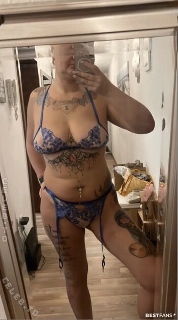 Full leaked Inked blondi private photo
