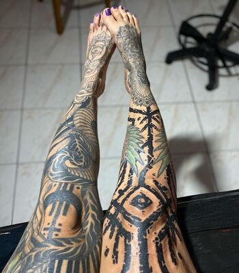 Full leaked Inked feet private photo