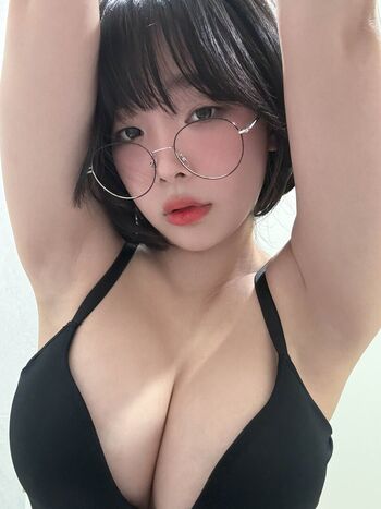 Full leaked Inkyung private photo