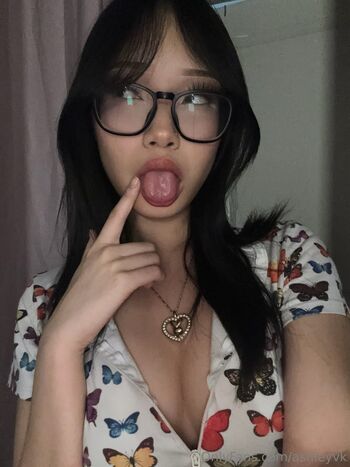 Full leaked Inluvwithashley private photo