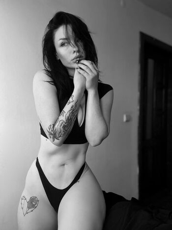 Full leaked Innervus  page private photo