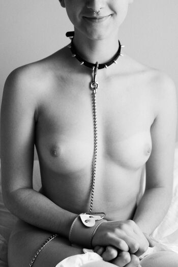 Full leaked Insuh yoon private photo