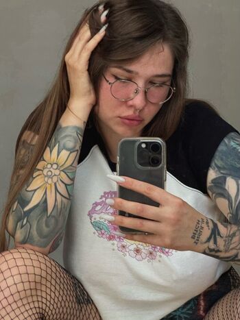 Full leaked Insulinbitch private photo