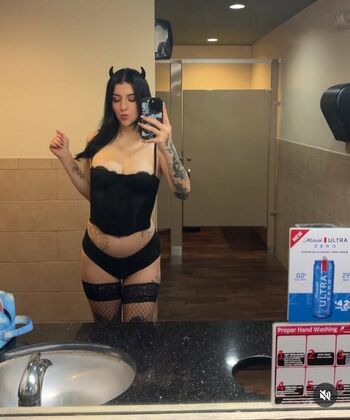 Full leaked Intoxicate private photo