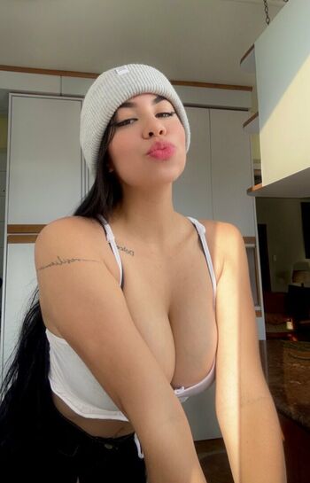 Full leaked Intrusaaa private photo