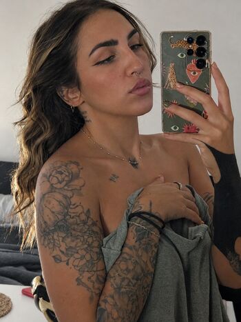 Full leaked Ipandarina private photo
