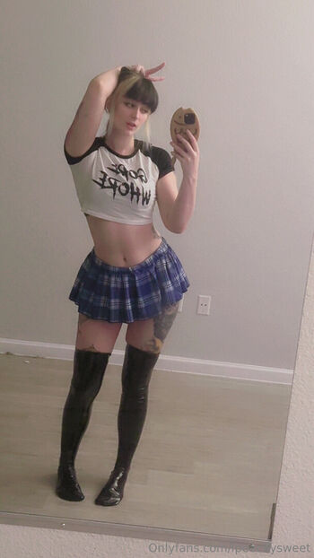 Full leaked Ipeachysweet private photo