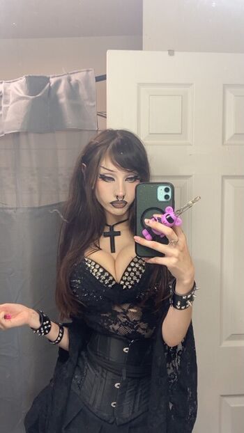 Full leaked Ipukeglitter private photo