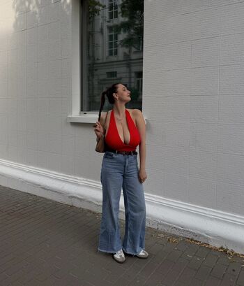 Full leaked Iramostova private photo