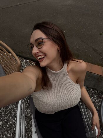 Full leaked Iramostova private photo