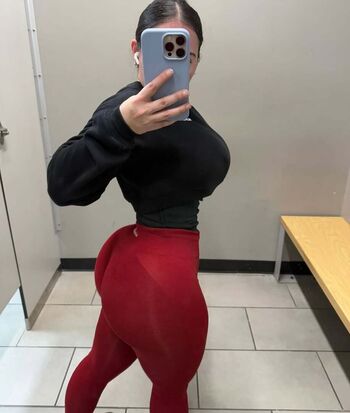 Full leaked Ireeneechaaveez private photo