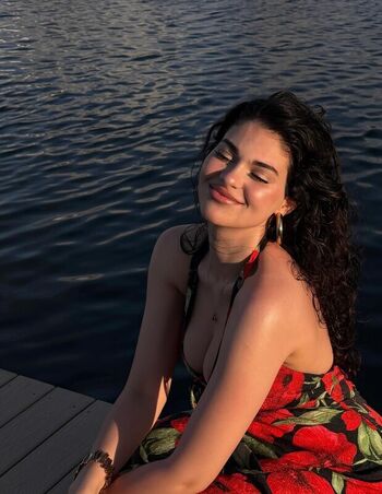 Full leaked Irem avci private photo