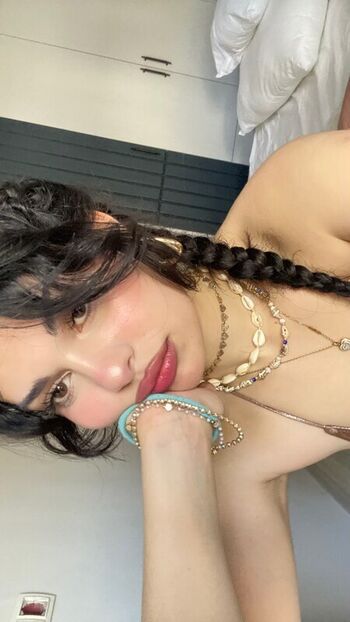 Full leaked Irem avci private photo
