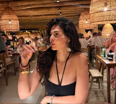 Full leaked Irem avci private photo