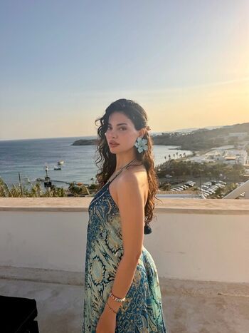 Full leaked Irem avci private photo