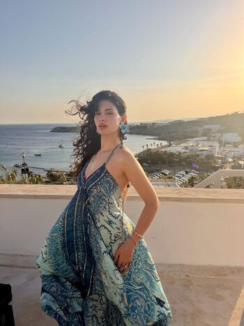 Full leaked Irem avci private photo
