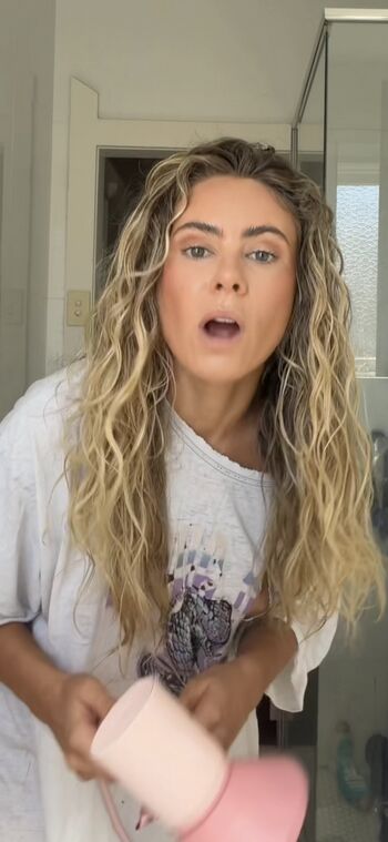 Full leaked Irena ilic private photo