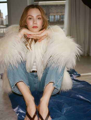 Full leaked Iris apatow private photo
