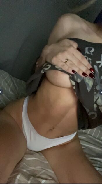Iris_babyy