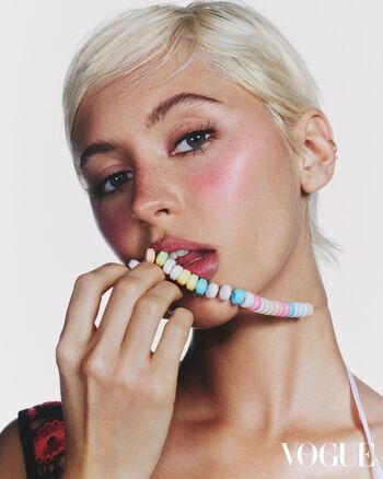 Full leaked Iris law page private photo