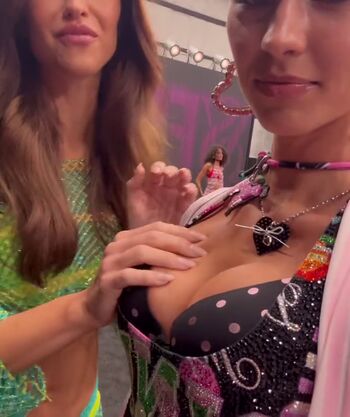 Full leaked Iris law private photo