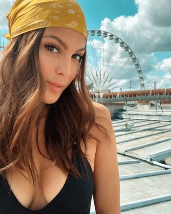 Full leaked Iris mittenaere  page private photo