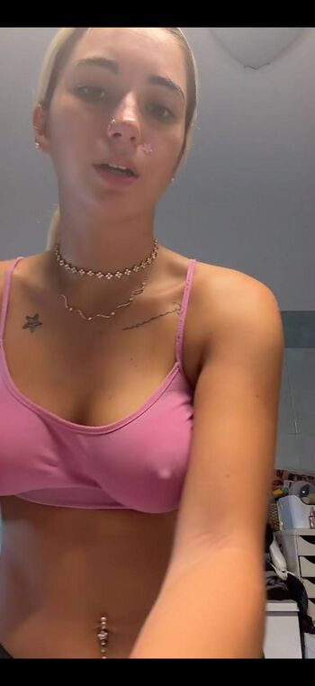 Full leaked Iris vallarani private photo